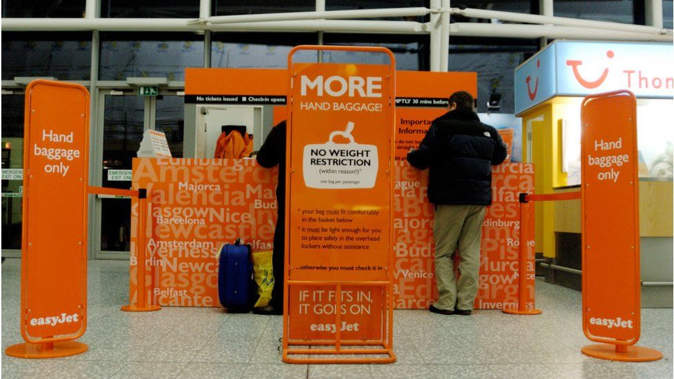 Easyjet hand luggage store drop off