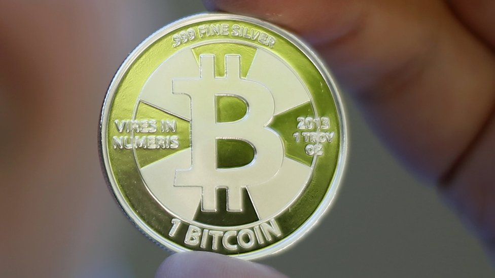 Guide What Is Bitcoin And How Does Bitcoin Work Cbbc Newsround