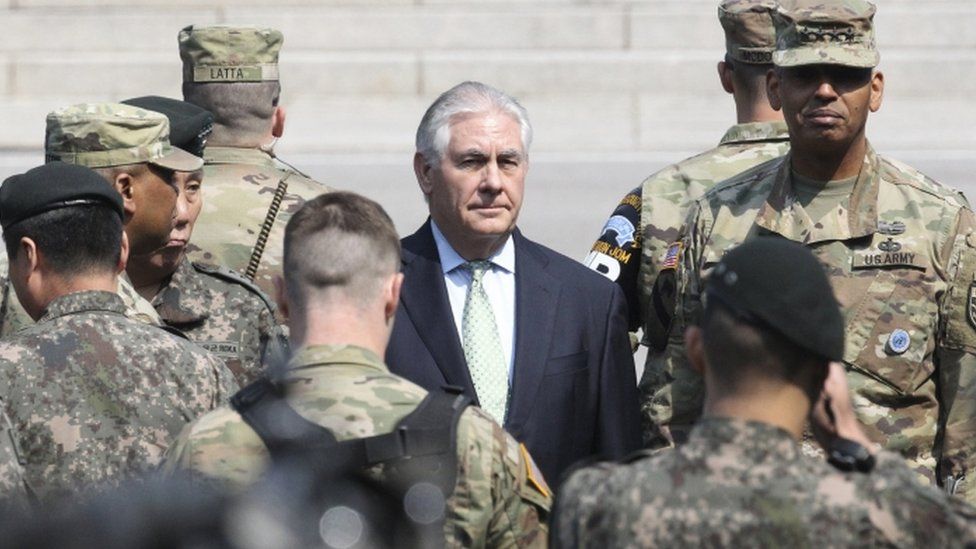 Rex Tillerson with US troops under UN command in the border village of Panmunjom, 17 March