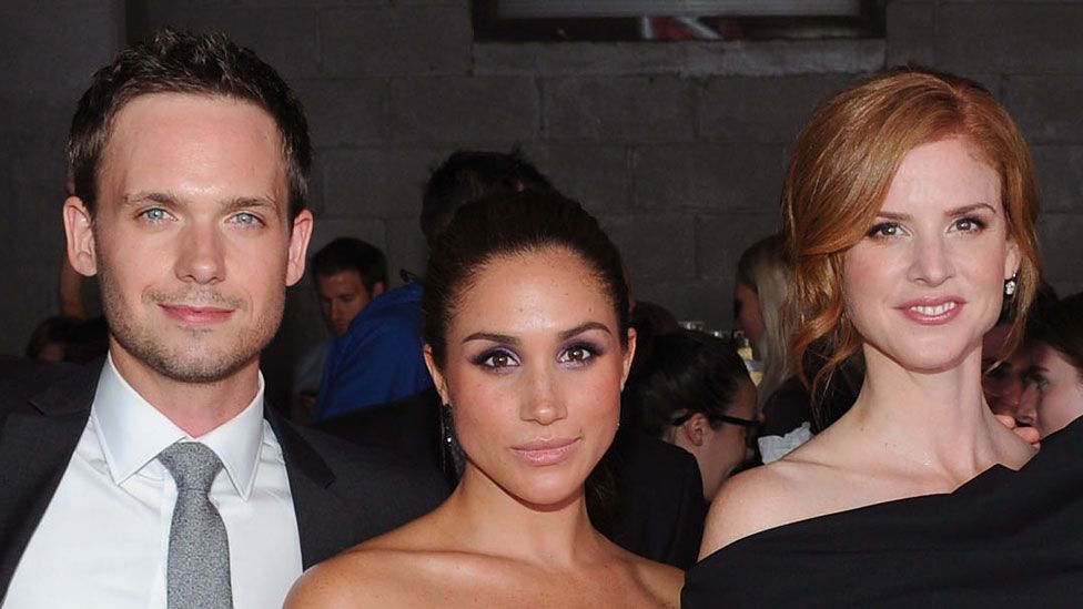 Meghan Markle with Patrick J Adams and Sarah Rafferty in 2012