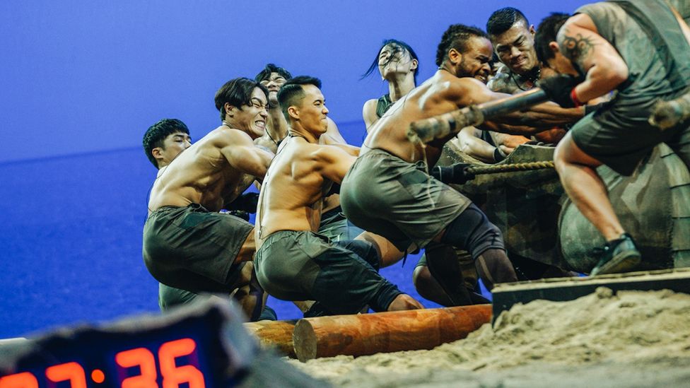 Contestants compete on Netflix's South Korean reality show Physical: 100.