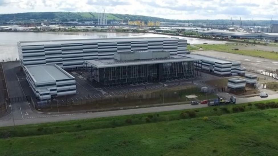 Netflix begins filming first major production in Belfast BBC News