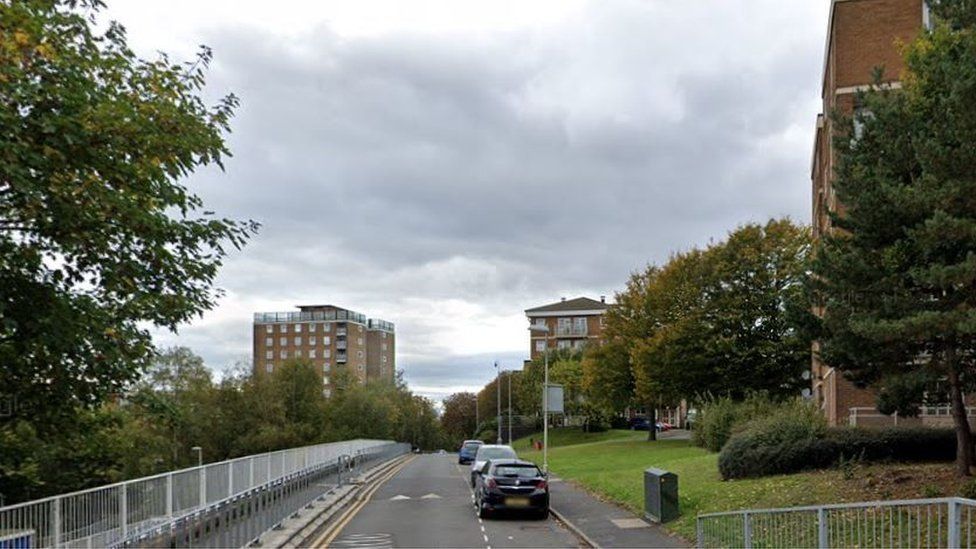 Man 'blocks mother's way and asks to buy her baby' in Brierley Hill ...