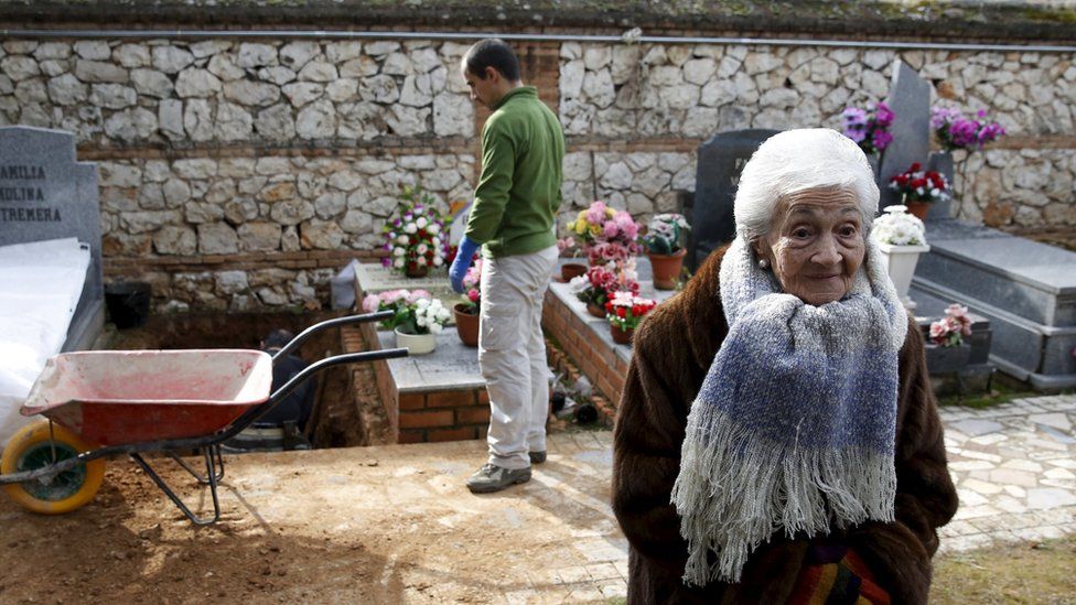 Ascension Mendieta, daughter of Timoteo Mendieta, who was shot in 1939, attends the exhumation of her father's remains at Guadalajara's cemetery, Spain, 19 January 2016