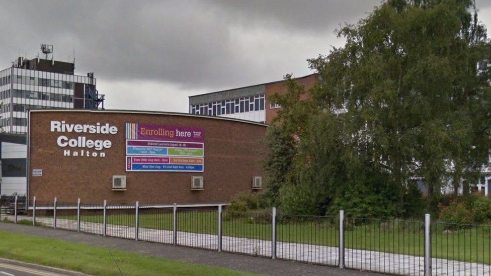Boy, 17, seriously injured in Widnes college 'stabbing' BBC News
