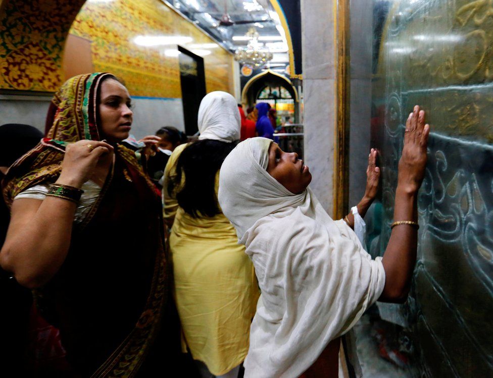 bad shabbos revealed the chaos hiding behind the prayers