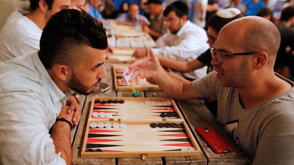 Backgammon in Jerusalem
