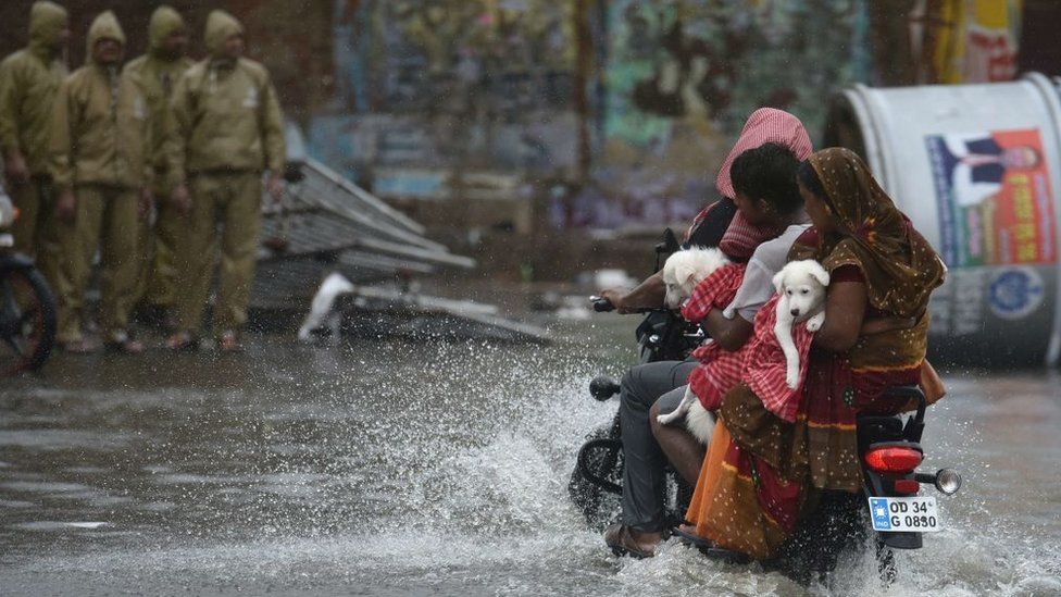 Cyclone Fani: One Million People Evacuated In India As Cyclone Hits ...