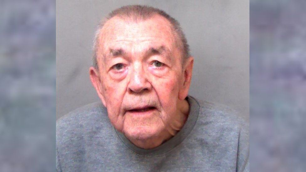 John Berry jailed for murdering ill wife in HollandonSea BBC News