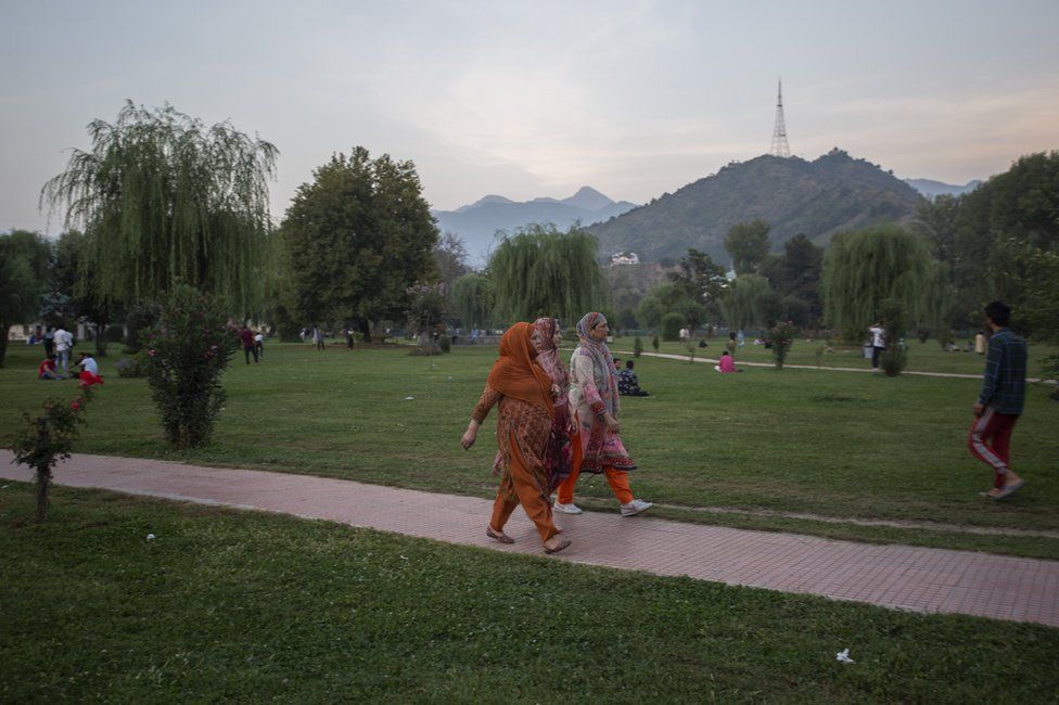 Srinagar park