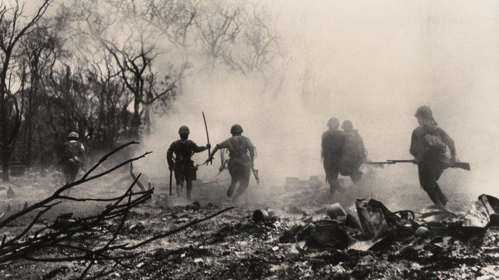 Japanese troops advance on Mandalay in May 1942