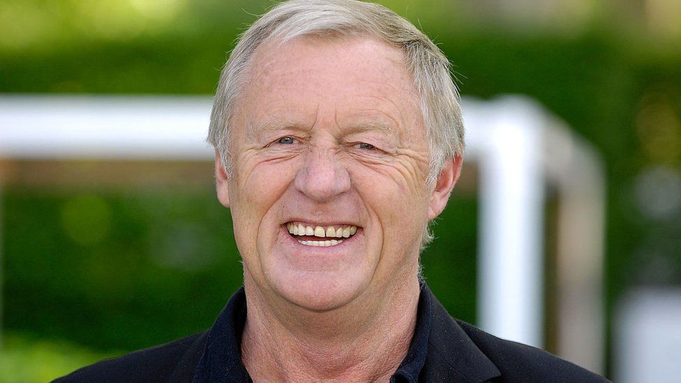 Chris Tarrant says Ukrainian family 'enhanced' his home life - BBC News
