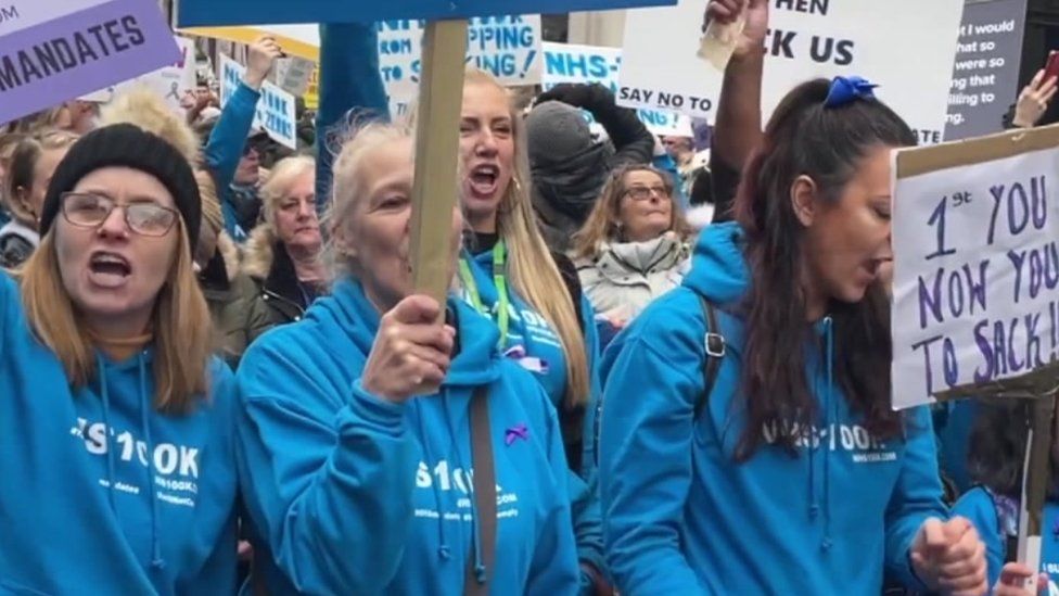 NHS100K protesters