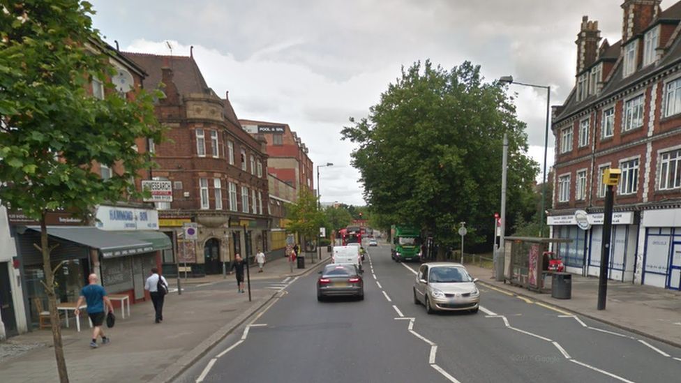 Man dies after suspected hit-and-run in Cricklewood - BBC News