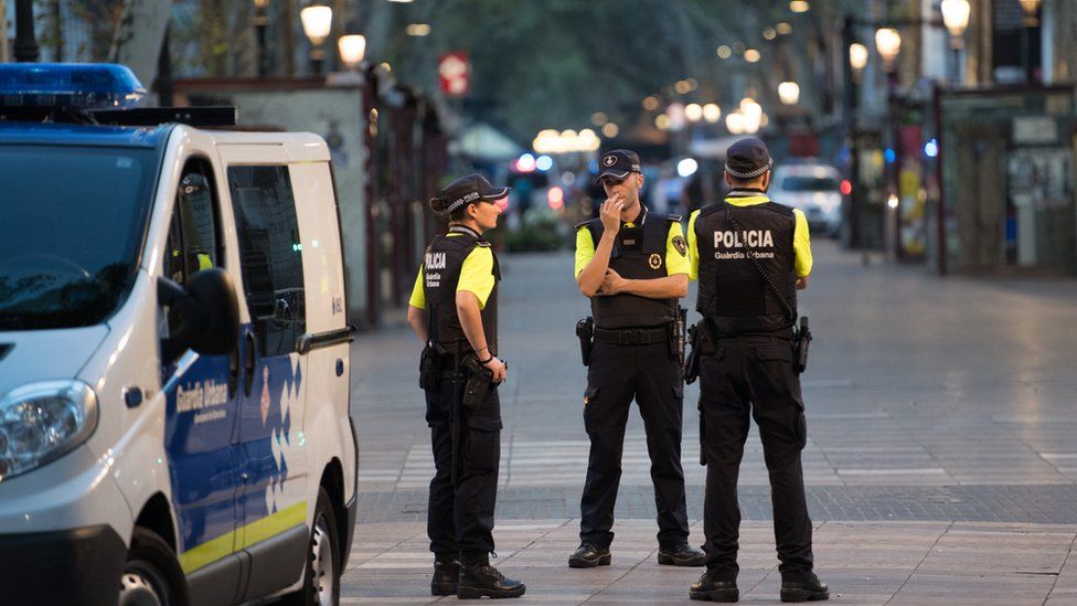 Barcelona police on duty in Las Ramblas, 18 Aug 17