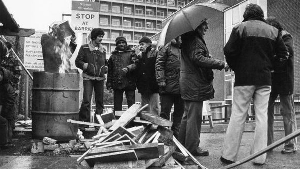 Could a national maximum wage work? BBC News