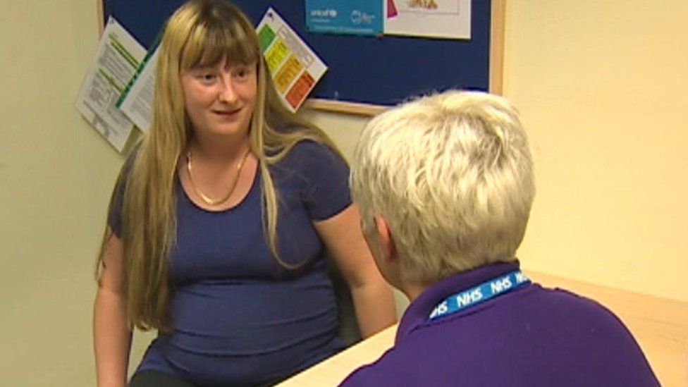 Pregnant Jackie Taylor and health worker Jackie Buckley