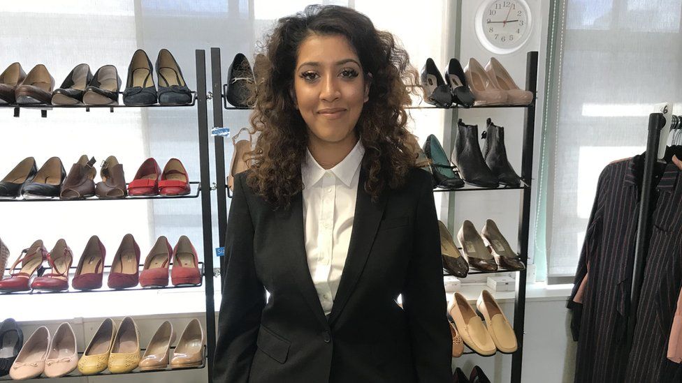Smart Works: 'A free designer suit changed my life' - BBC News
