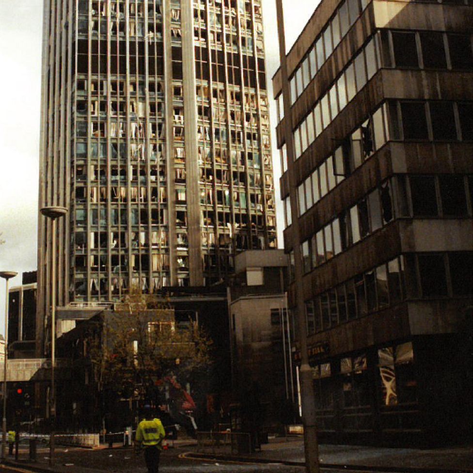 Bishopsgate Bomb: Photos Issued On 25th Anniversary - BBC News