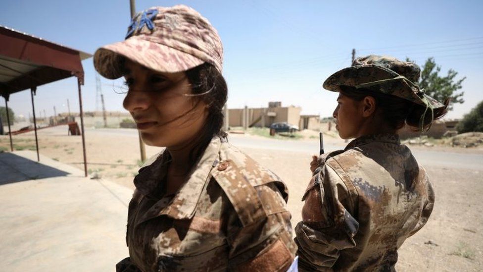Women SDF fighters in western Raqqa province, Syria on 18 June 2017.