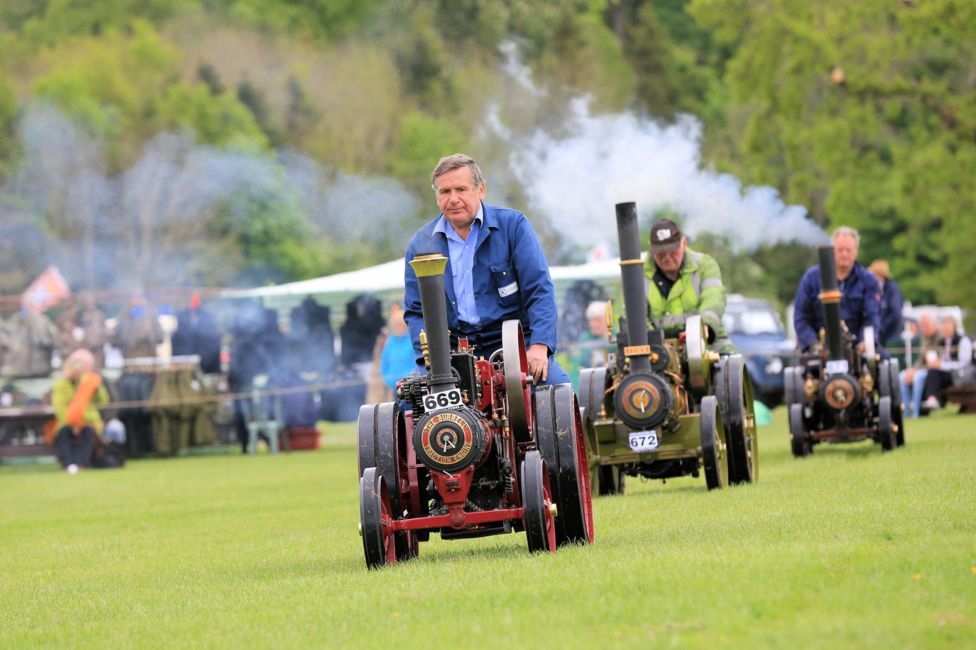 In pictures Vintage vehicle show in