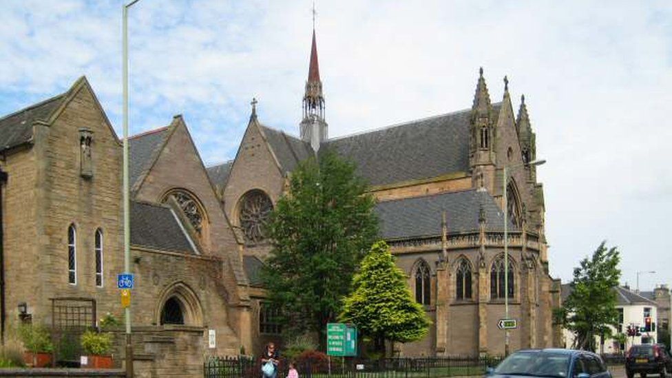 • St Ninian's Cathedral, Perth