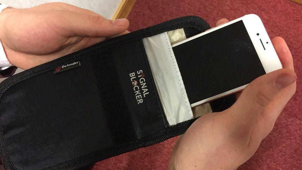 Distribution of free signal-blocking pouches in York Region a success,  police say