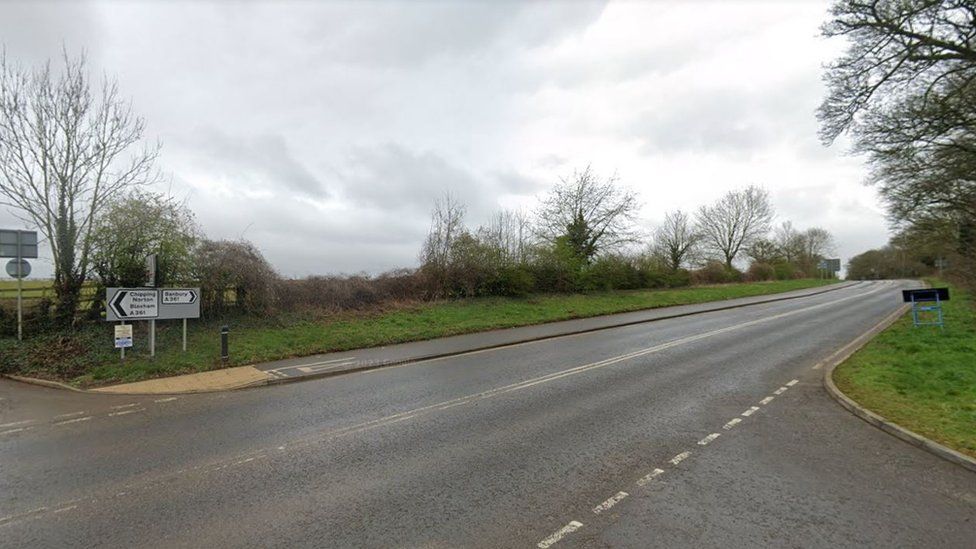 Oxfordshire A361 crash Woman dies and others injured BBC News