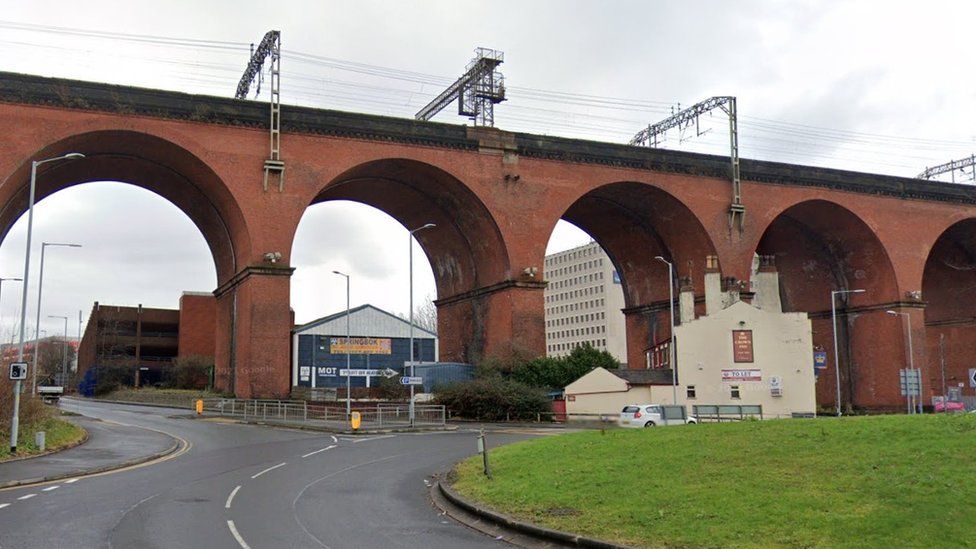 Stockport's historic viaduct set for repairs after safety fears BBC News