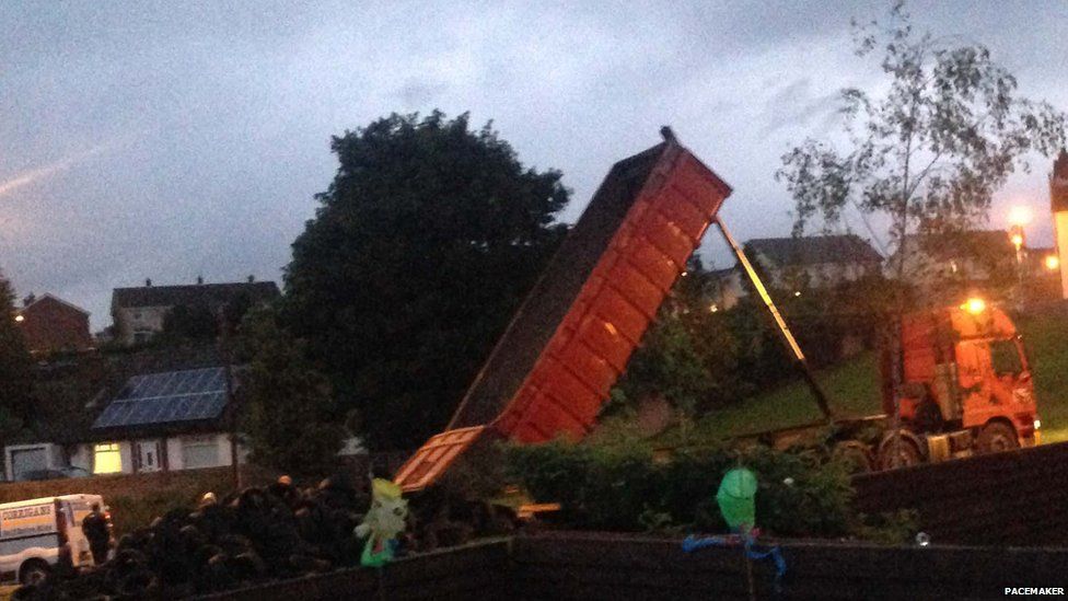 Council investigates dumping of tyres at a Dundonald bonfire site BBC