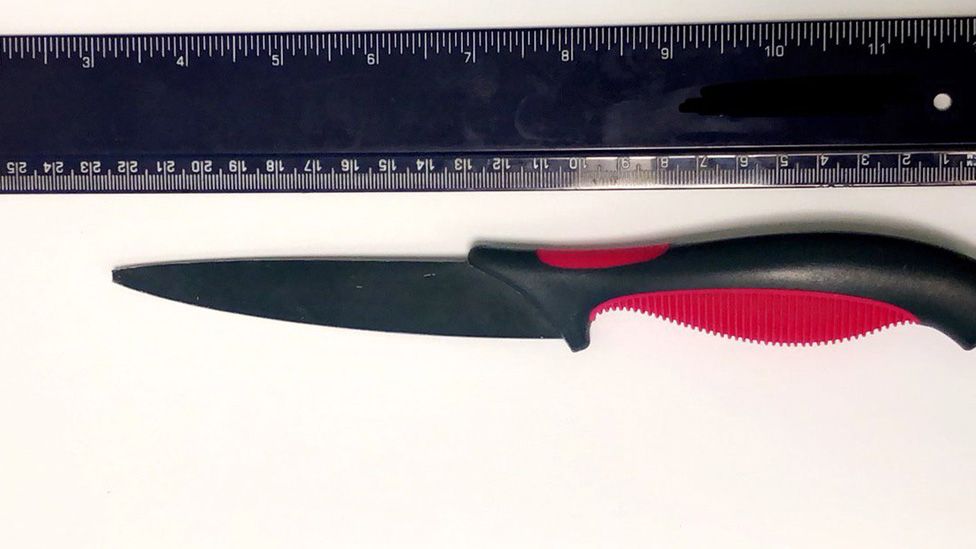 Knife and ruler