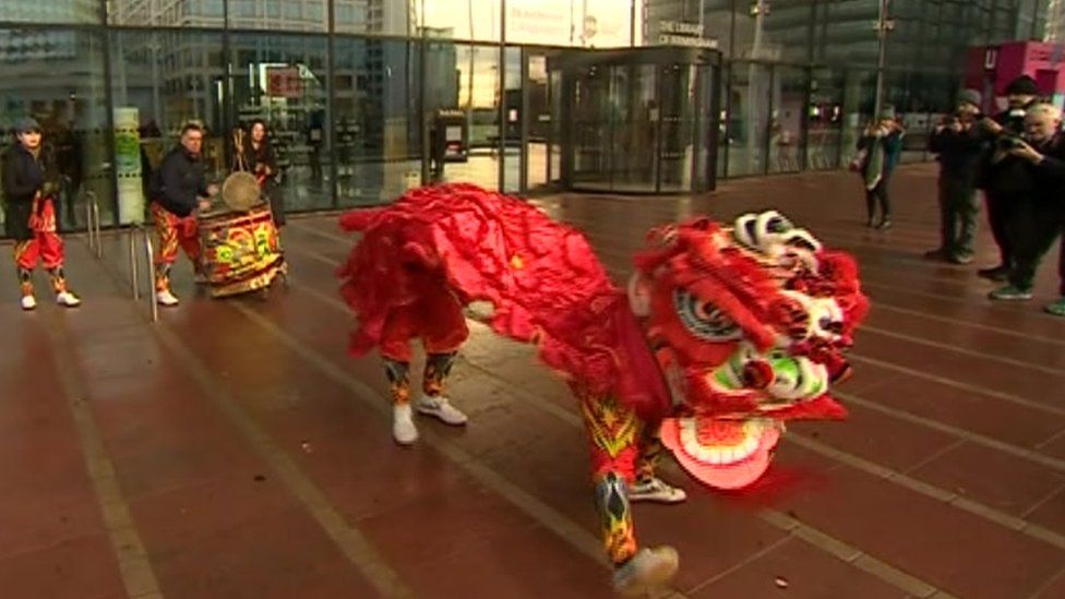 Chinese New Year: Lion dance to 'bring best wishes' to Birmingham - BBC ...