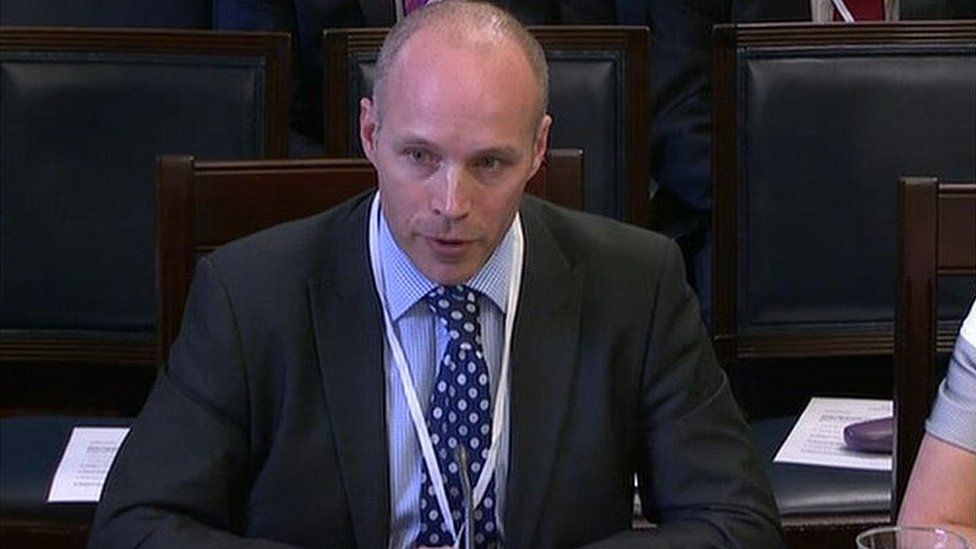 HMP Wayland governor beaten by inmate in canteen BBC News