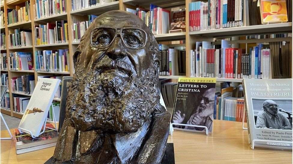 Paolo Friere sculpture in the Faculty of Education library