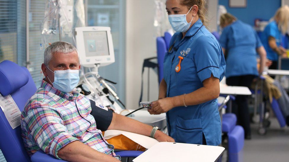 Simon Callon donating plasma