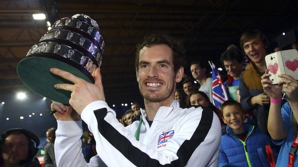 Andy Murray with the Davis Cup