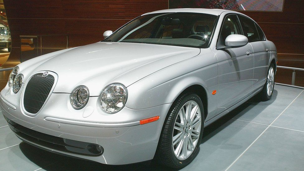 Jaguar S-Type at 2004 Geneva Motor Show