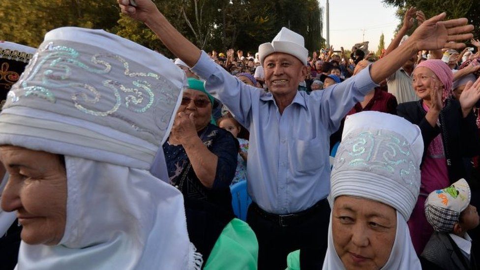 People attend an election meeting in Tokmok, Kyrgyzstan. Photo: 22 September 2017