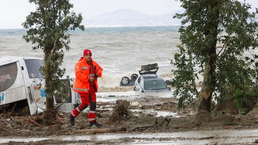 Campania, the area surrounding Naples and Ischia, has endured many days of intense rain. There is a weather advisory in effect through Sunday for rain and severe winds.