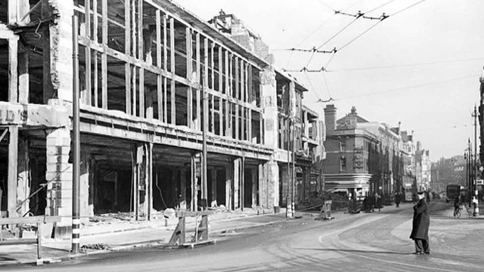 Hull marks the 75th anniversary of its heaviest bombing raids in WW2