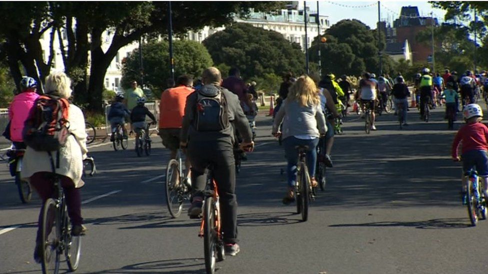 Pedal Portsmouth Thousands take part in cycling event BBC News