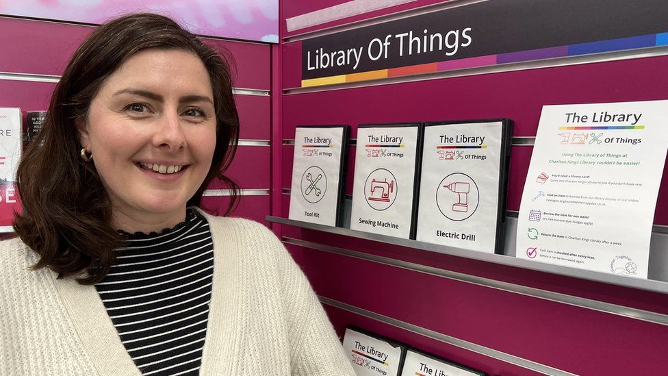 Library of Things helping Charlton Kings residents save money - BBC News