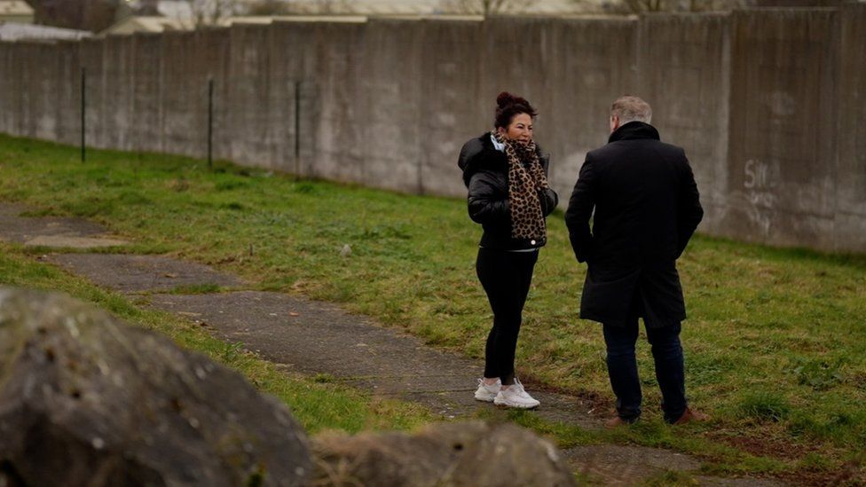 Travellers wall