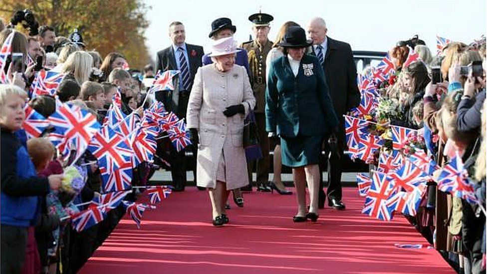 The Queen arriving