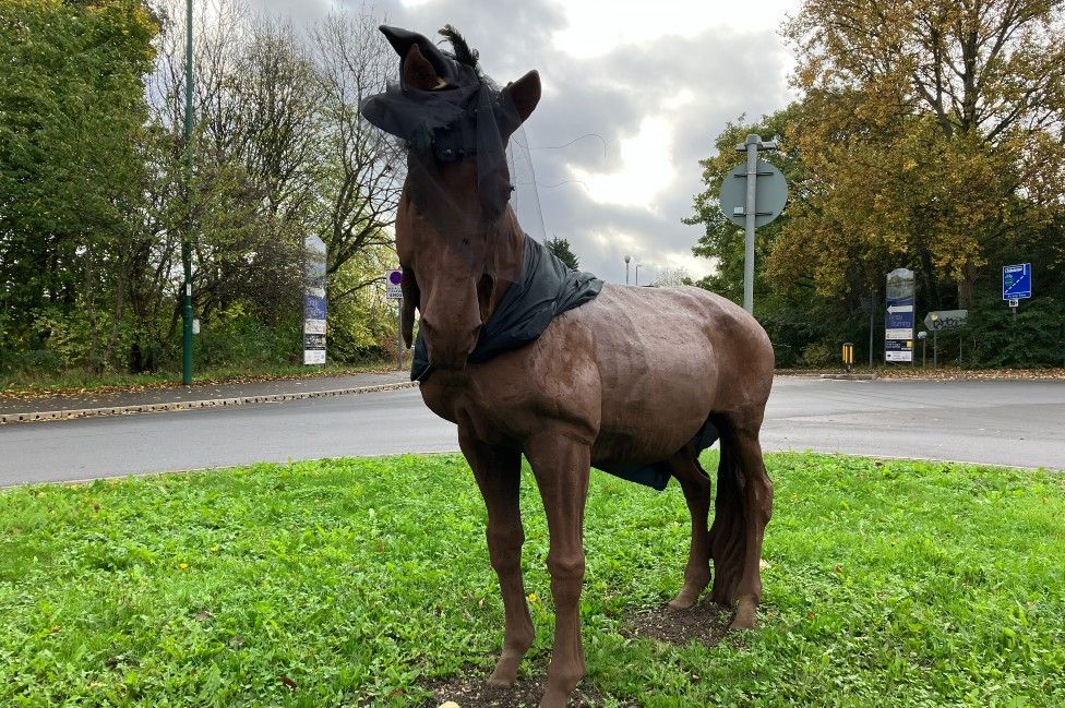 Horse sculpture dressed as a witch in Sneinton