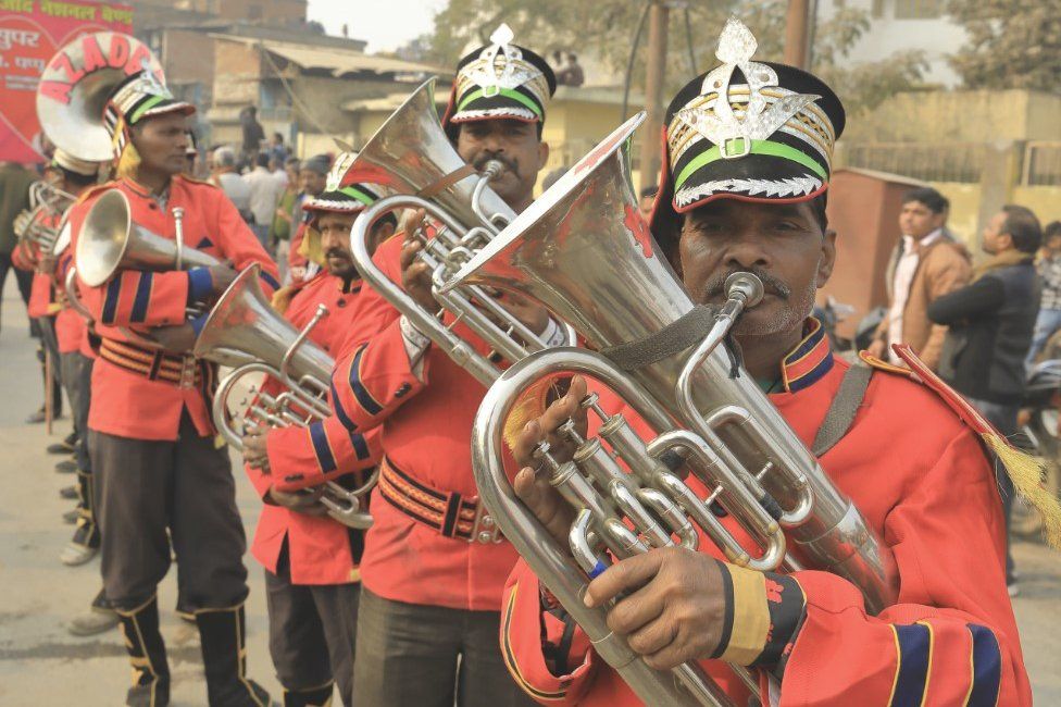 The band in the procession by the Kinnar Akhara