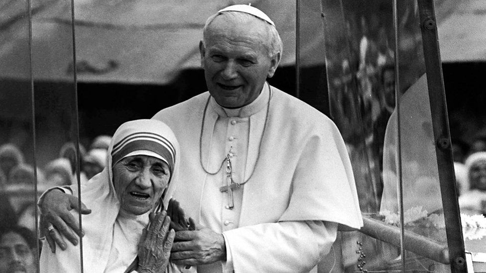 Pope John Paul II and Mother Teresa