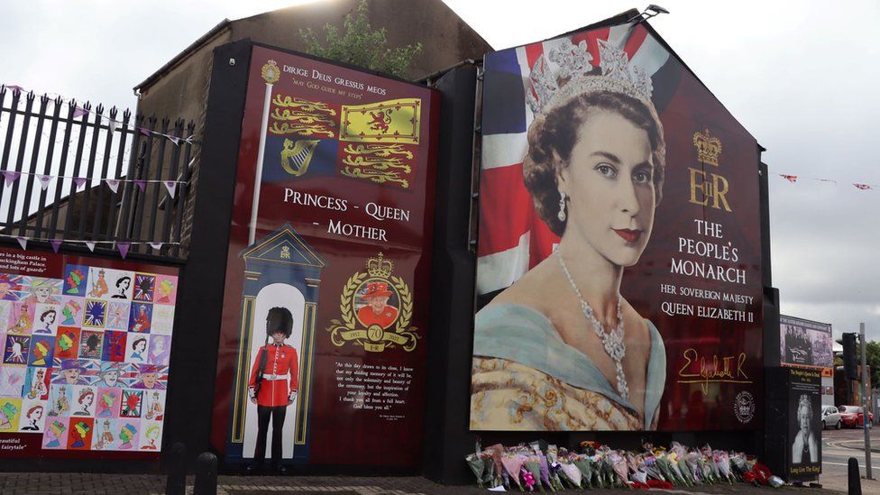 Queen Elizabeth mural Shankill Road