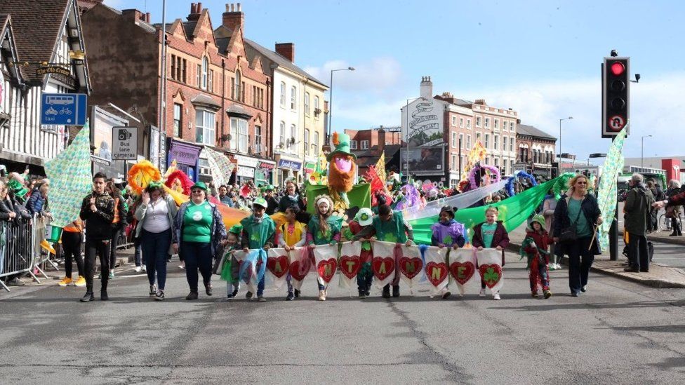 Birmingham's St Patrick's Day parade axed due to tram works - BBC News