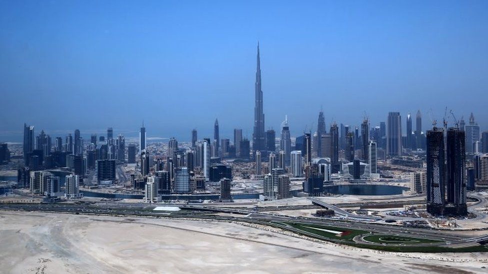 An ariel view shows the Burj Khalifa, the world"s tallest tower, dominating the Dubai skyline on April 10, 2016.